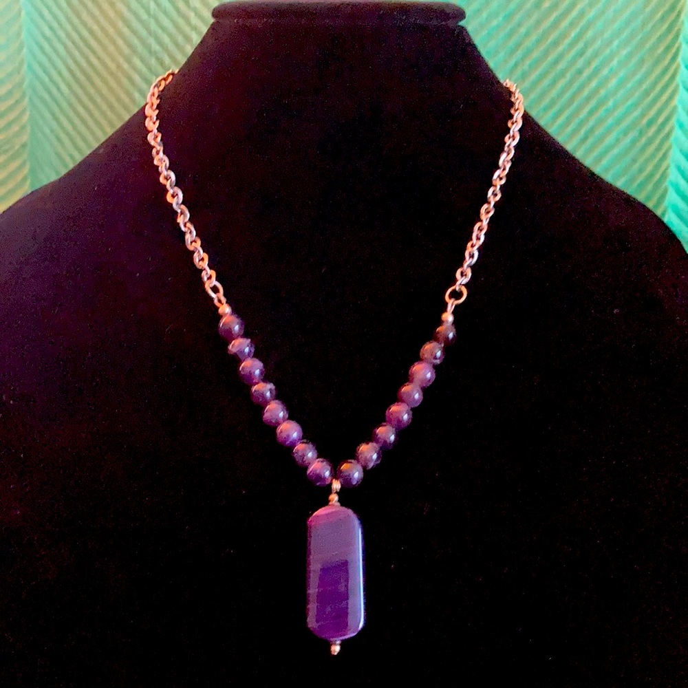 21” Agate with antique silver necklace